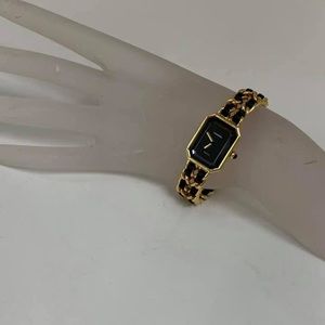 Authentic Chanel Watch in sz Medium